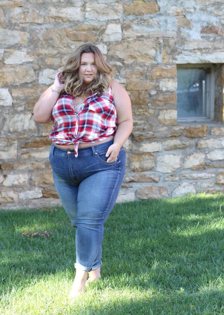 PLUS SIZE JEANS FROM THE NEW MELISSA MCCARTHY LINE AT HSN