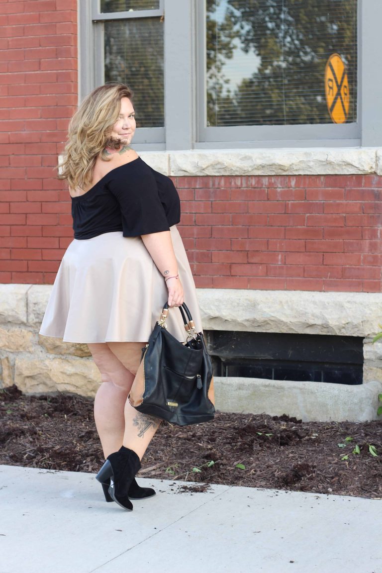 PLUS SIZE PLEATHER