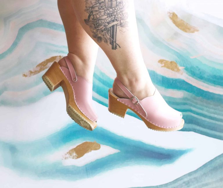 Giveaway With Sven Clogs